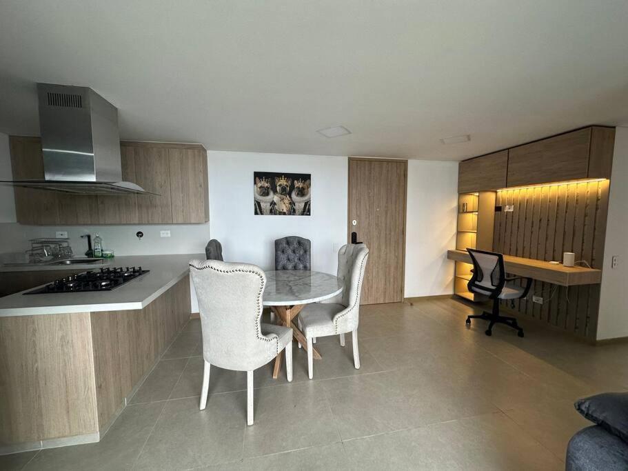Poblado,jacuzzi,wifi,vista Exclusiva Apartamento *
