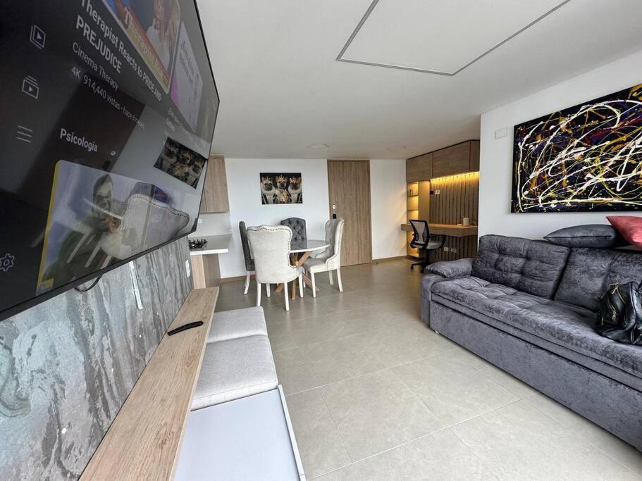 Poblado,jacuzzi,wifi,vista Exclusiva Apartamento Medellín